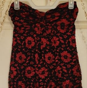Gently Used strapless black and red lace top